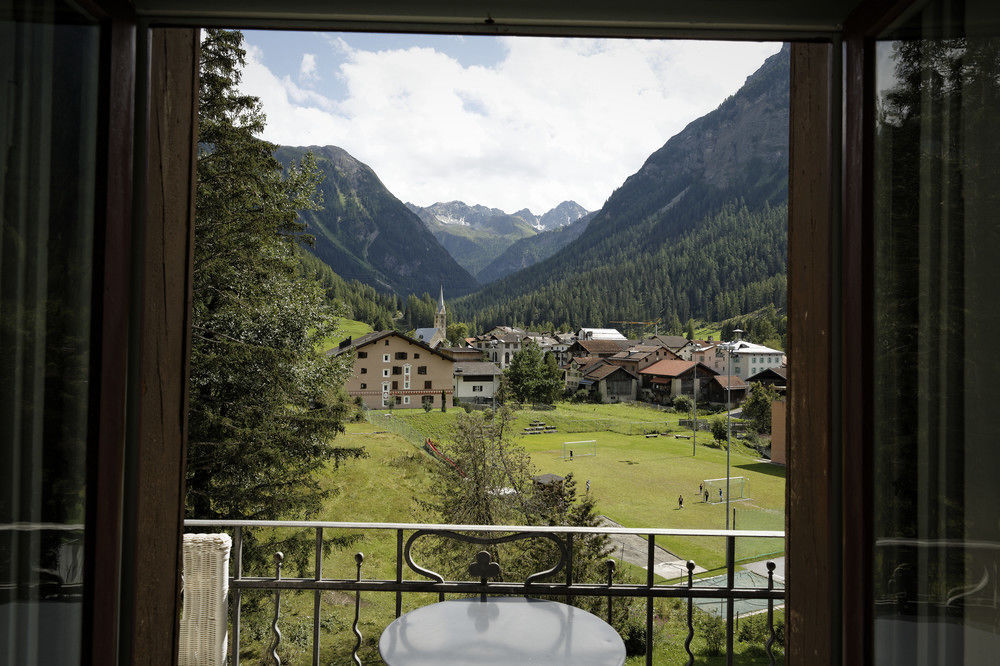 Hotel Kurhaus Bergün Exteriér fotografie