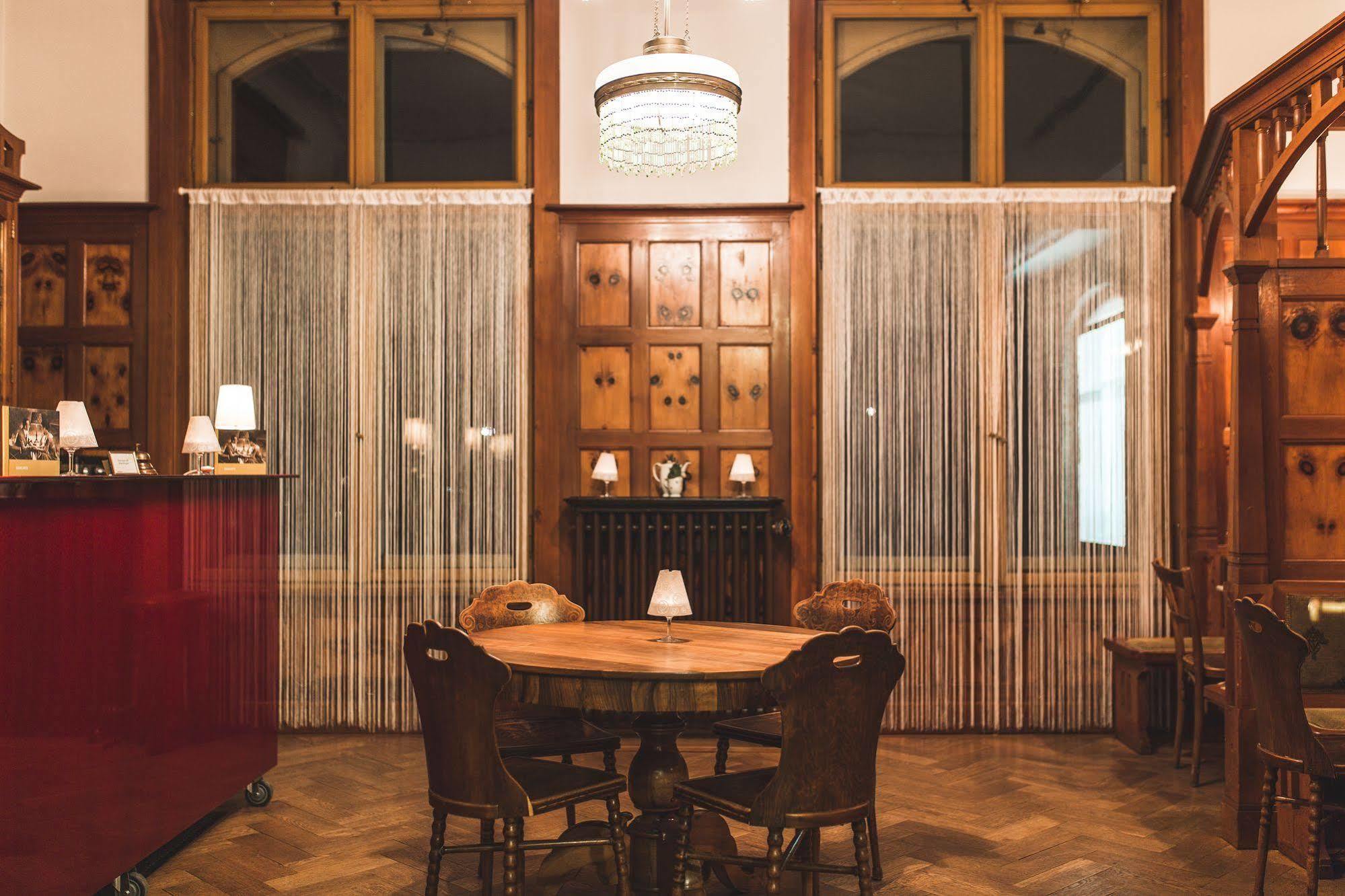 Hotel Kurhaus Bergün Exteriér fotografie